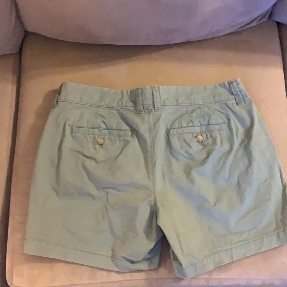 Old Navy Green Shorts NWOT - Picture 2 of 5